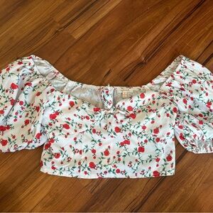 White and Red Puff Sleeve Crop Blouse